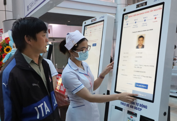 Kiosk tự phục vụ tại ĐK Vùng Tây Nguyên 07