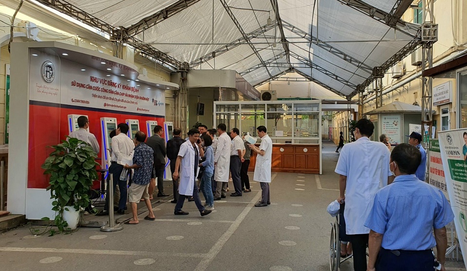 Hà Nam: Tham quan mô hình “Khám chữa bệnh sử dụng KIOSK tự phục vụ”